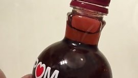 Girl play with bottle in pussy,  in her bath- by tutute43.