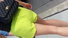 candid teen booty (quick)