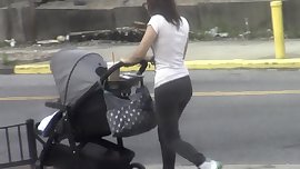 candids - teen MILF hot body & nice ass