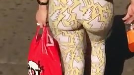 Meu marido filma sua propria irma de legging colada