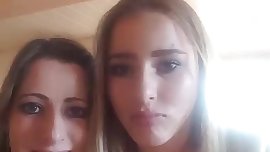 geile tussi raucht kette 2