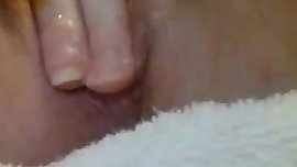 Teen selfie masturbation