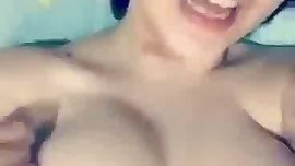 An arab boobs to kill for