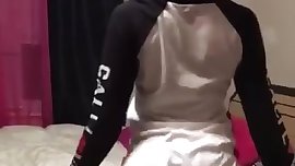 Black Teen Shakes Her Ass - Momba