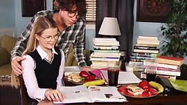 STP1 Little Sister Wants To Learn !