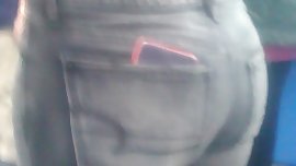 Hot Walmart Teen In Tight Jeans