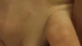 Detti Show her pussy