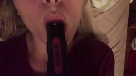 Blonde babe teases snaphat