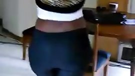 Big booty twerking