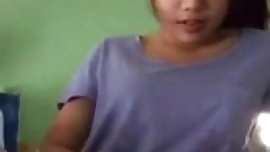 Silly Selfie Girls (916)