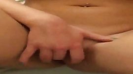 Silly Selfie Girls (936)