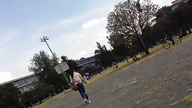 Cum on sexy ass in Public, lechazo a universitaria