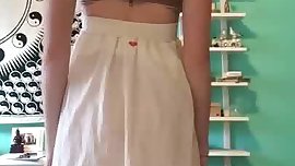 Teen shows amazing ass