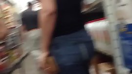 Sexys teen at the market