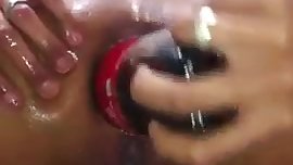 Arrobando o cuzinho com coca-cola 600