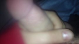 Young teen cums on himself