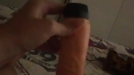 Giovane ragazza si masturba