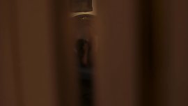 Cena sensual de Bruna Marquezine na mini série Nada Será Como Antes