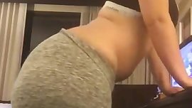 Ray Big Grey Sweats PAWG live on spicygirlcam.com